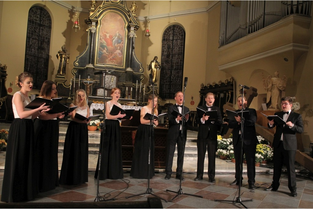 Jubileuszowy koncert Art&#039;n&#039;voices w kolegiacie