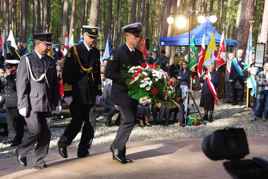 Uroczystość w Piaśnicy - 04.10.2015