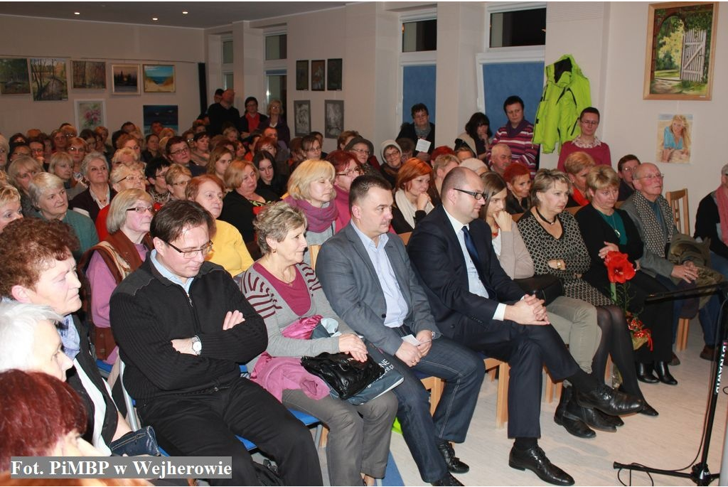 Spotkanie z ks. Janem Kaczkowskim w bibliotece - 28.11.2013