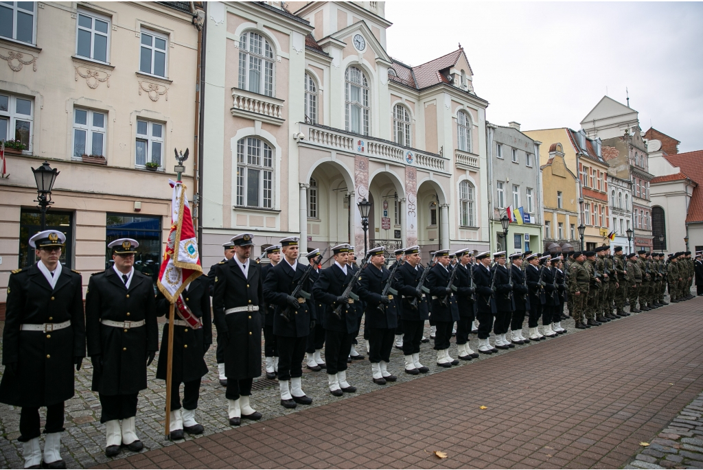 Uroczyste ślubowanie żołnierzy na Placu Jakuba Wejhera