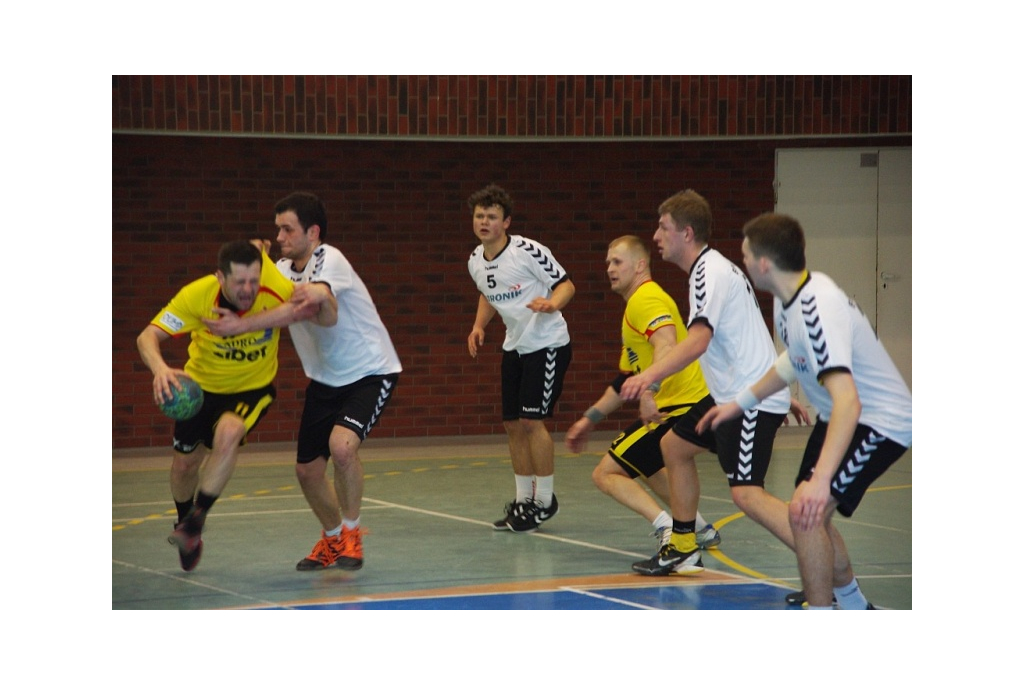 Tytani Wejherowo - MKS Brodnica - 06.04.2013