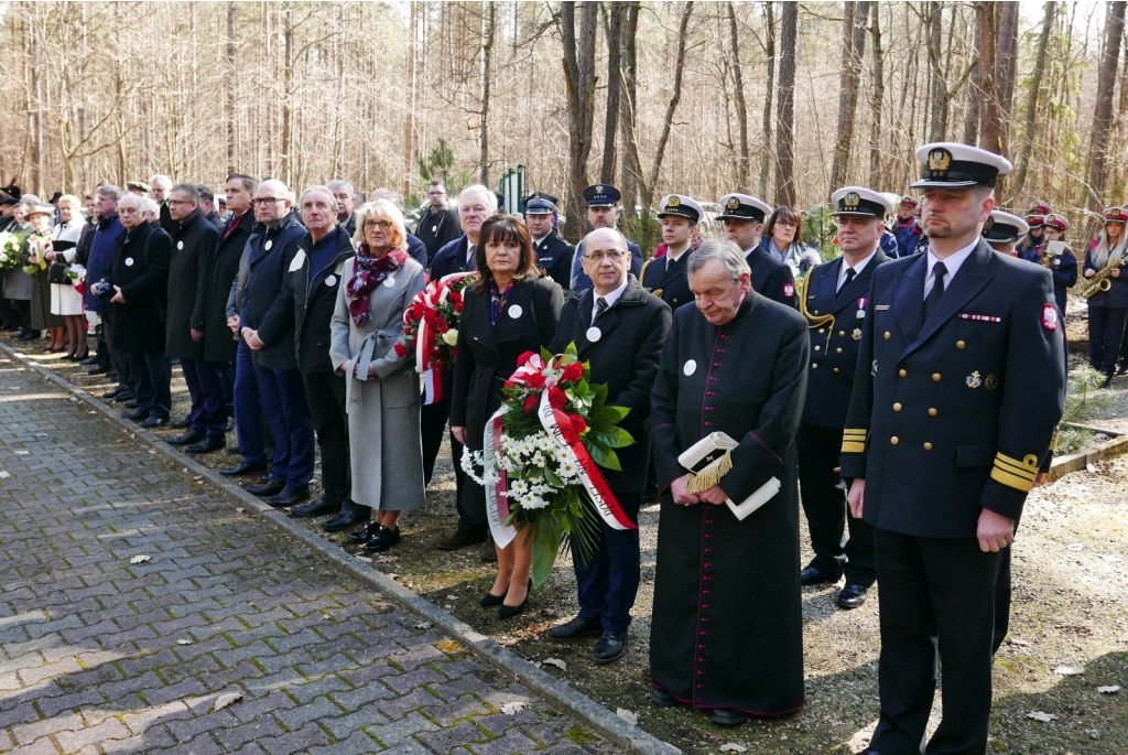 Hołd ofiarom zbrodni piaśnickiej