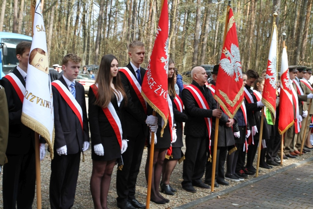 Uroczystość patriotyczna w Piaśnicy - 09.04.2016
