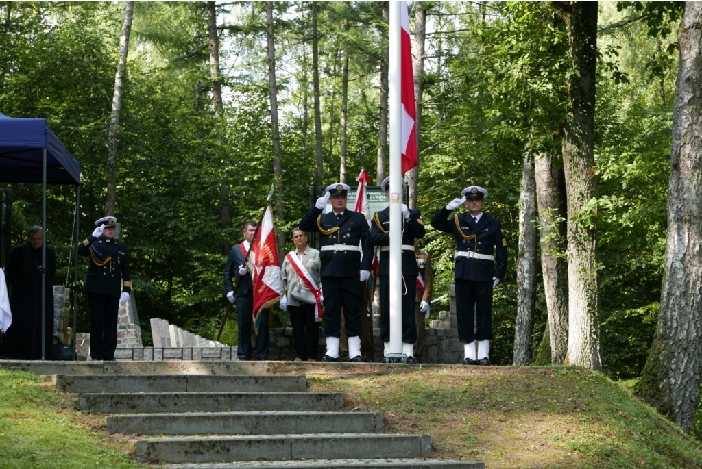 Hołd żołnierzom 1 MPS w Białej