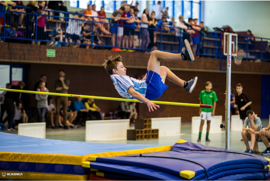 Halowa Lekkoatletyka w wejherowskiej „szóstce”