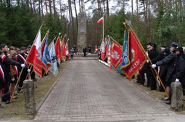 
Uroczystość w Piaśnicy
