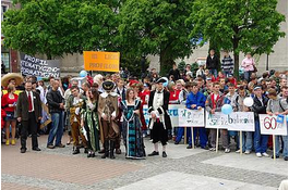 
Parada młodzieży przy Jakubie
