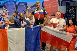 Daniel Szymkiewicz brązowym medalistą Pucharu Świata w armwrestlingu