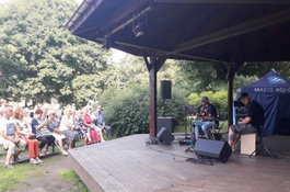 Letnie brzmienia w wejherowskim parku – koncert Andrzeja Marczyńskiego 