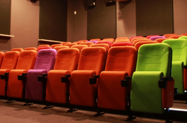 Nowe fotele w sali kameralnej WCK