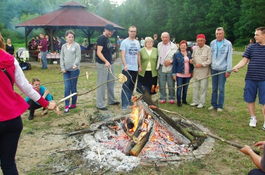 Festyn przy ognisku na os. Fenikowskiego