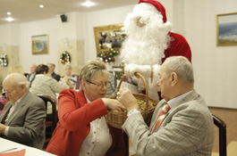 Św. Mikołaj odwiedził seniorów