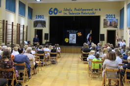 Podziękowanie za edukację w „szóstce”