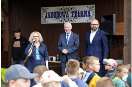 Wesoły i aktywny Dzień Dziecka „Jedenastki” na Polanie Jakubowej 
