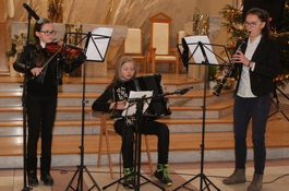 Koncert kolędniczy uczniów szkoły muzycznej
