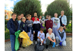Wejherowscy uczniowie włączyli się w 32. akcję sprzątania świata