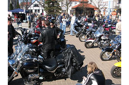 
Motocykliści dzieciom
