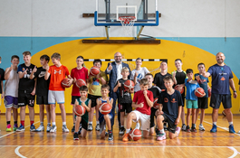 Koszykarskie wakacje w Szkole Podstawowej nr 8