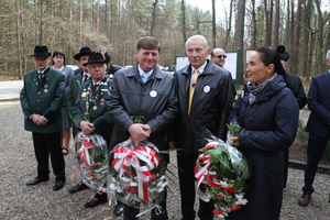 Uroczystość patriotyczna w Piaśnicy - 09.04.2016