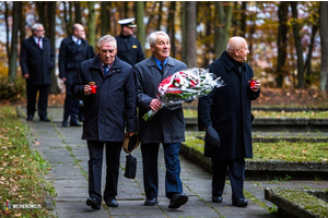 Pamiętamy o zmarłych żołnierzach - 31.10.2014