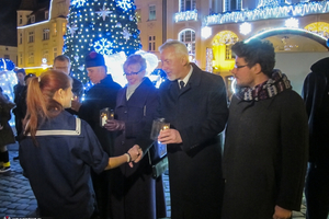 Światełko pokoju na rynku - 19.12.2015