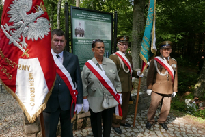 Hołd żołnierzom 1 MPS w Białej