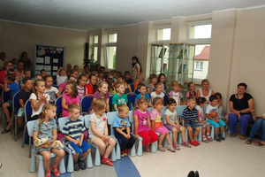 Przedstawienie dla dzieci w bibliotece - 08.07.2015