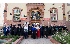 Absolwenci socjologii KPSW otrzymali dyplomy
