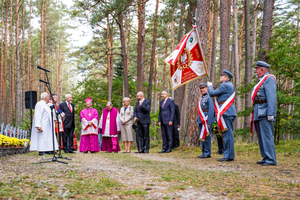 Pamięć i hołd ofiarom zbrodni piaśnickiej