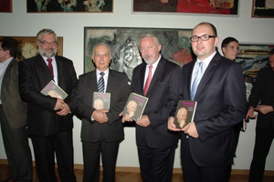 Promocja książki Spotkania o zmierzchu z abp. Tadeuszem Gocłowskim - 03.10.2012