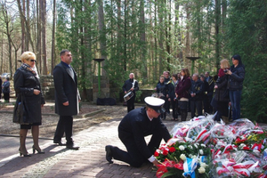 Uroczystość w Piaśnicy z okazji Miesiąca Pamięci Narodowej - 20.04.2013