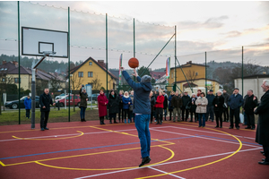 Boisko na osiedlu Sucharskiego gotowe	 - 26.11.2015