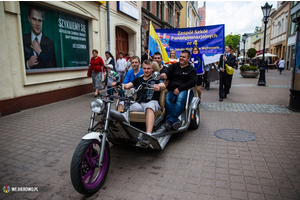 Parada uczniów Zespołu Szkół Ponadgimnazjalnych nr 4  im. Jakuba Wejhera - 29.05.2015