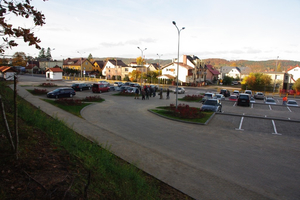 Nowy parking przy cmentarzu na ul. Roszczynialskiego - 26.10.2015