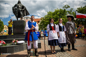 Parada uczniów Zespołu Szkół Ponadgimnazjalnych nr 4  im. Jakuba Wejhera - 29.05.2015