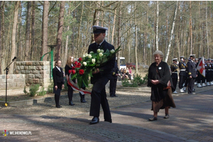 Uroczystość w Piaśnicy z okazji Miesiąca Pamięci Narodowej - 11.04.2015