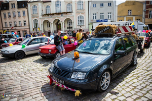 Parada uczniów Zespołu Szkół Ponadgimnazjalnych nr 4  im. Jakuba Wejhera - 29.05.2015