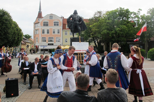 Narodowe czytanie Wesela w Wejherowie