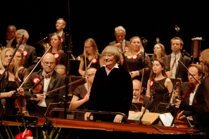 Koncert na 100-lecie fot. Rzemieślnik Światła - Fotografia