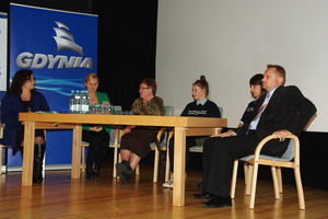 Debata multimedialna Samorząd To My - 04.11.2013