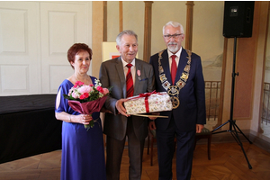Medale dla Złotcyh Jubilatów