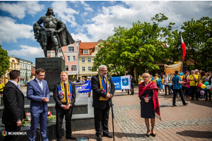 Parada uczniów Zespołu Szkół Ponadgimnazjalnych nr 4  im. Jakuba Wejhera - 29.05.2015