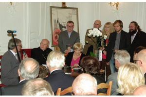 Promocja książki Spotkania o zmierzchu z abp. Tadeuszem Gocłowskim - 03.10.2012