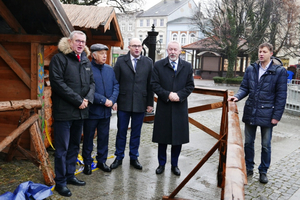 Otwarcie Szopki Betlejemskiej na rynku