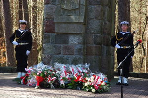 Uroczystość w Piaśnicy z okazji Miesiąca Pamięci Narodowej - 20.04.2013