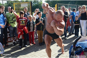 Mateusz Ostaszewski wygrał zawody Strongman w Wejherowie - 13.07.2014