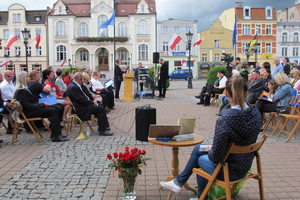 Narodowe czytanie Wesela w Wejherowie