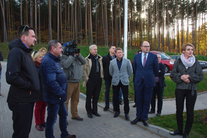 Nowy parking przy cmentarzu na ul. Roszczynialskiego - 26.10.2015