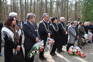 Uroczystość patriotyczna w Piaśnicy - 09.04.2016