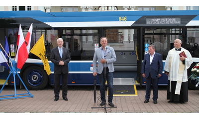 Nowy autobus MZK